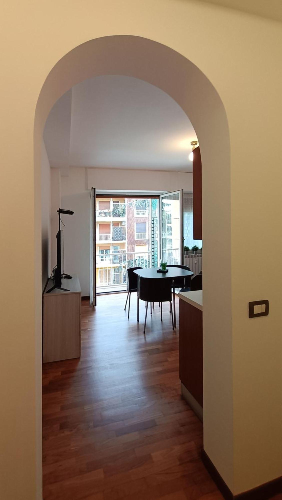 Sahi - Via Dei Ciclamini Mm1 Primaticcio, Stadio San Siro, Ospedale San Carlo มิลาน ภายนอก รูปภาพ