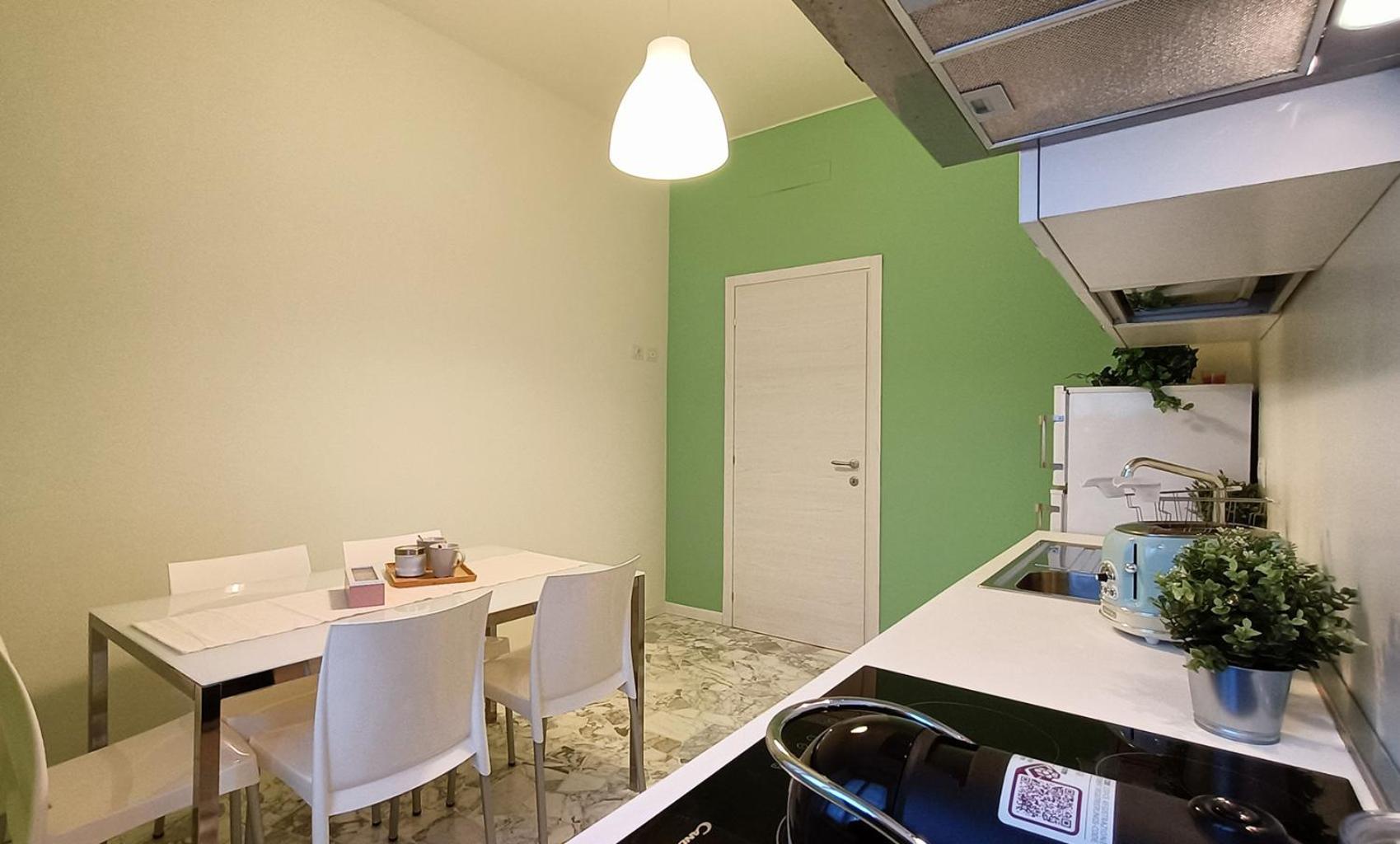 Sahi - Via Dei Ciclamini Mm1 Primaticcio, Stadio San Siro, Ospedale San Carlo มิลาน ภายนอก รูปภาพ